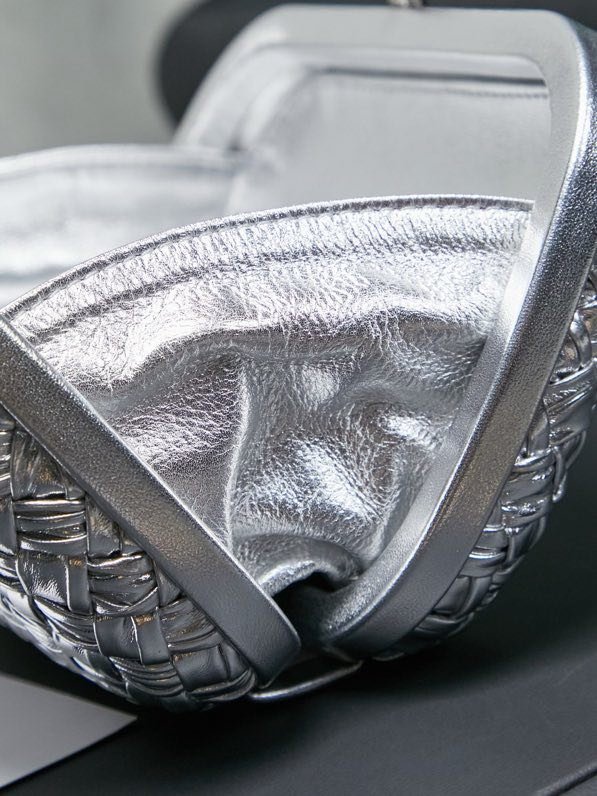 Сумка клатч Intrecciato Knot 20 см фото 9