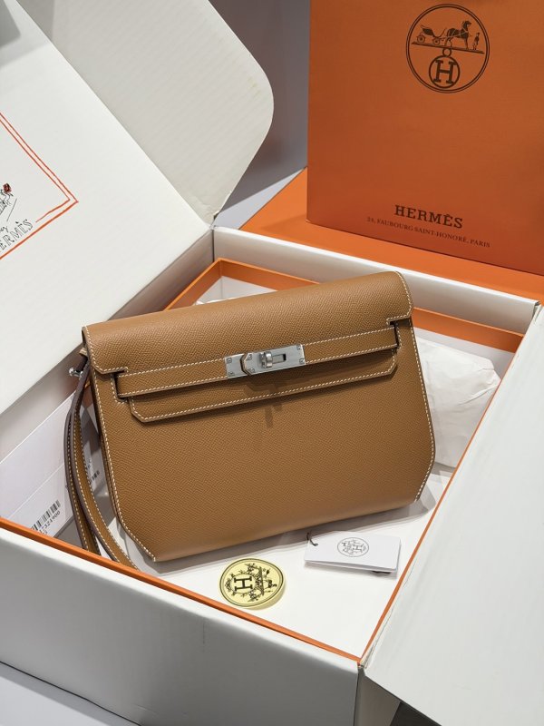 Сумка клатч Kelly depeches 25 pouch