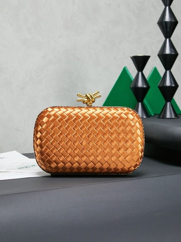 Сумка клатч Knot 20 см (отделка из змеиной кожи)