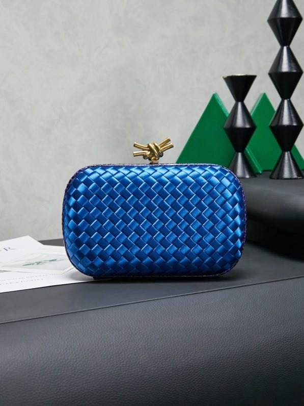 Сумка клатч Knot 20 см (отделка из змеиной кожи)