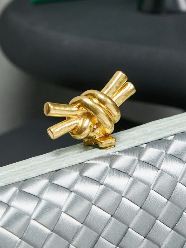 Сумка клатч Knot 20 см (отделка из змеиной кожи) фото 3