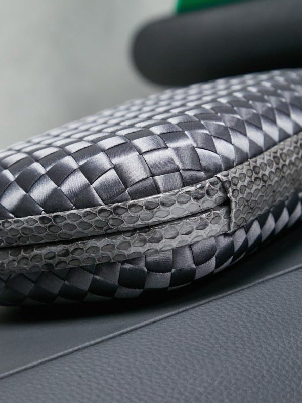 Сумка клатч Knot 20 см (отделка из змеиной кожи) фото 3