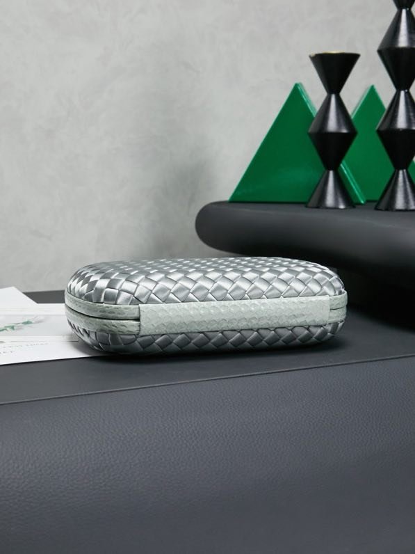 Сумка клатч Knot 20 см (отделка из змеиной кожи) фото 4