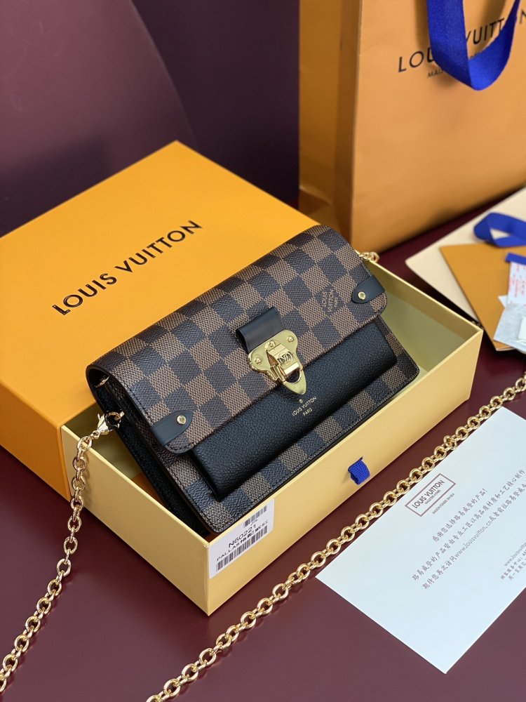 Сумка клатч VAVIN 19 см