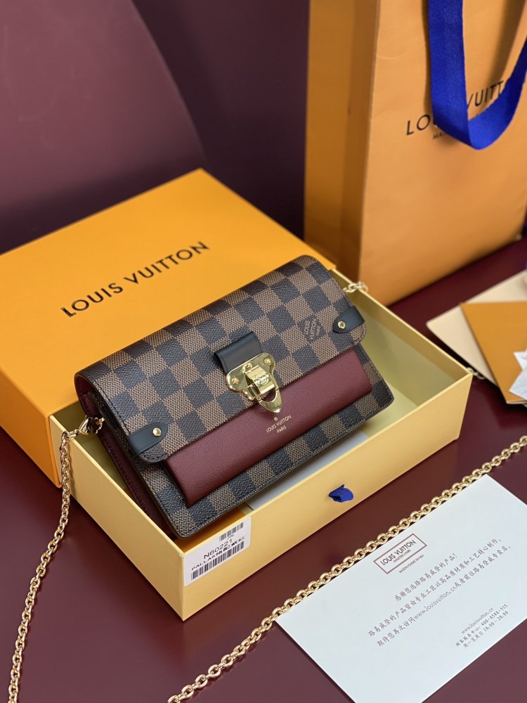 Сумка клатч VAVIN 19 см