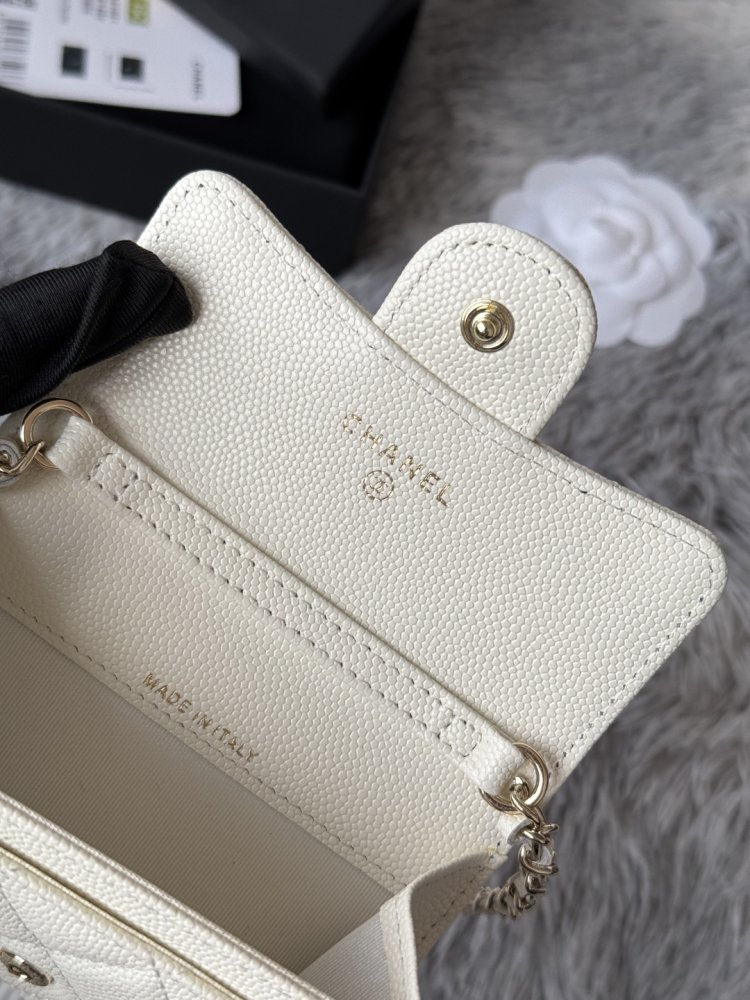 A bag purse on chain фото 8