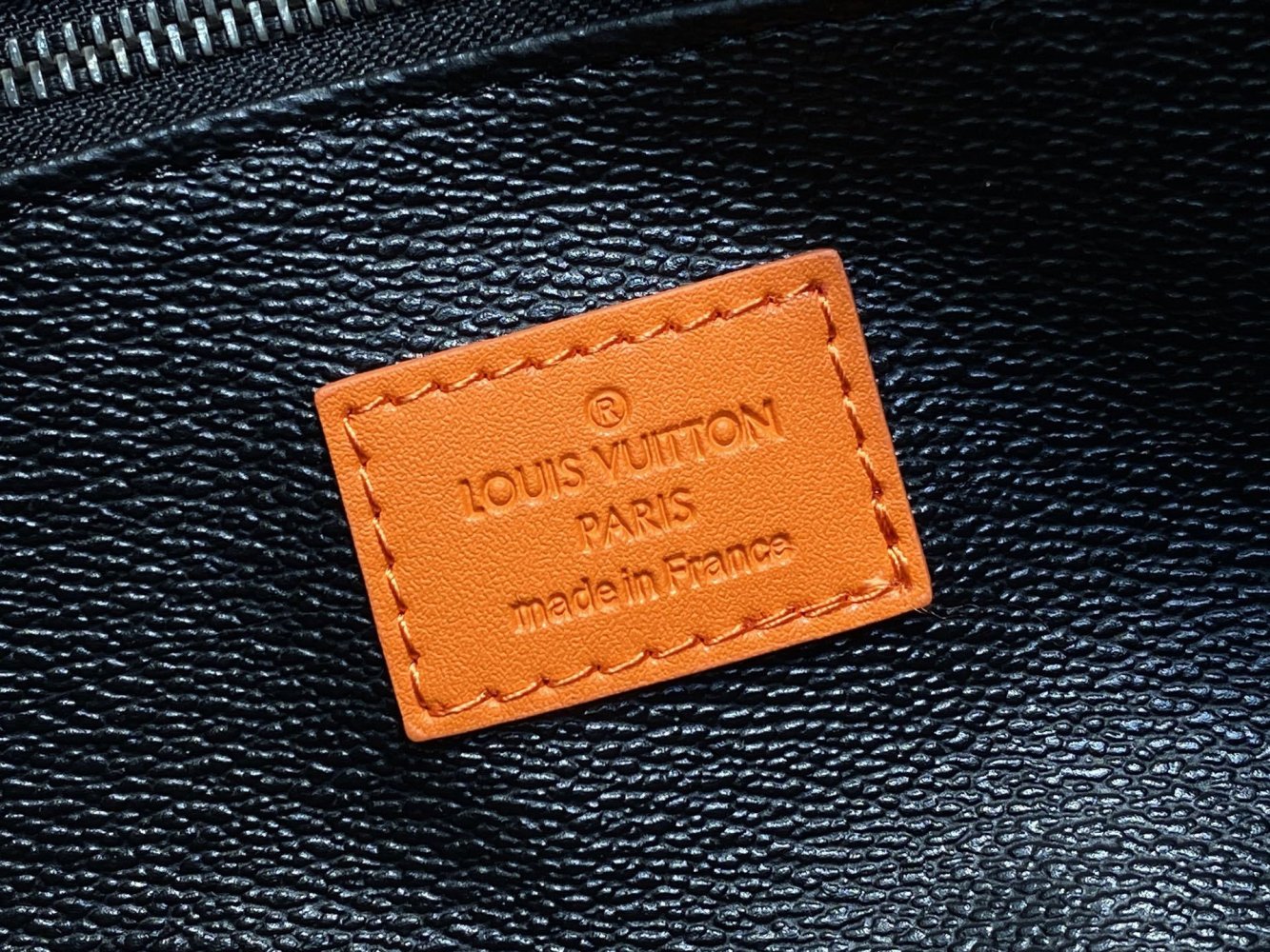 A bag beautician Dopp Kit фото 9