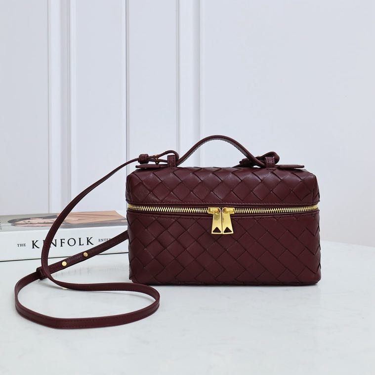 Сумка косметичка шкіряна Bang Bang 22 см