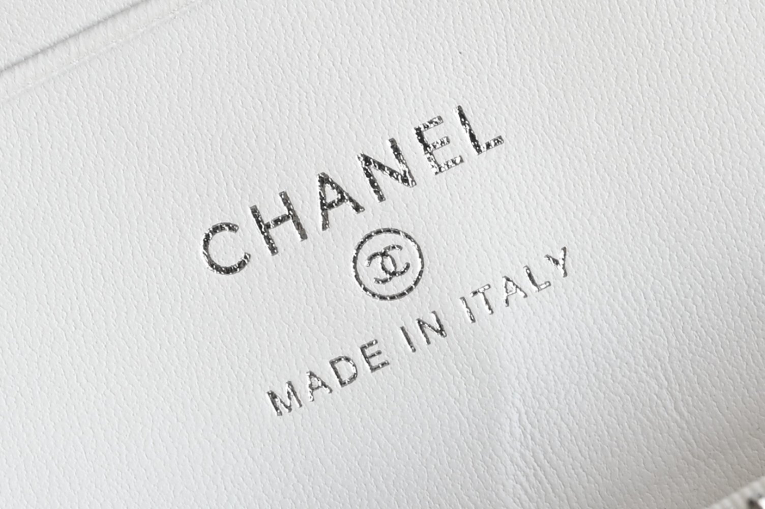 Сумка косметичка кожаная Chanel 25B 19 см фото 8