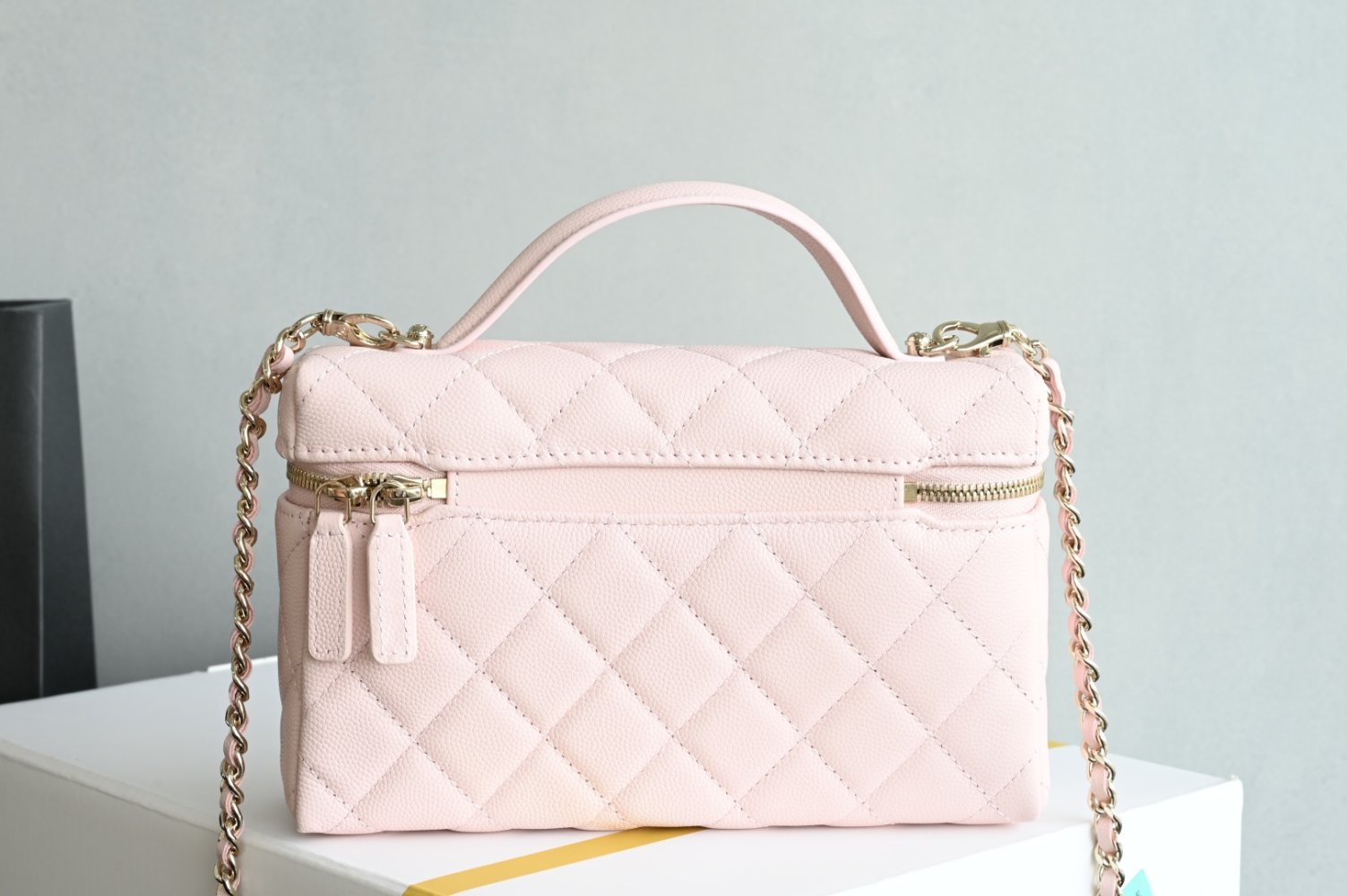 Сумка косметичка кожаная Chanel 25C 19 см фото 2