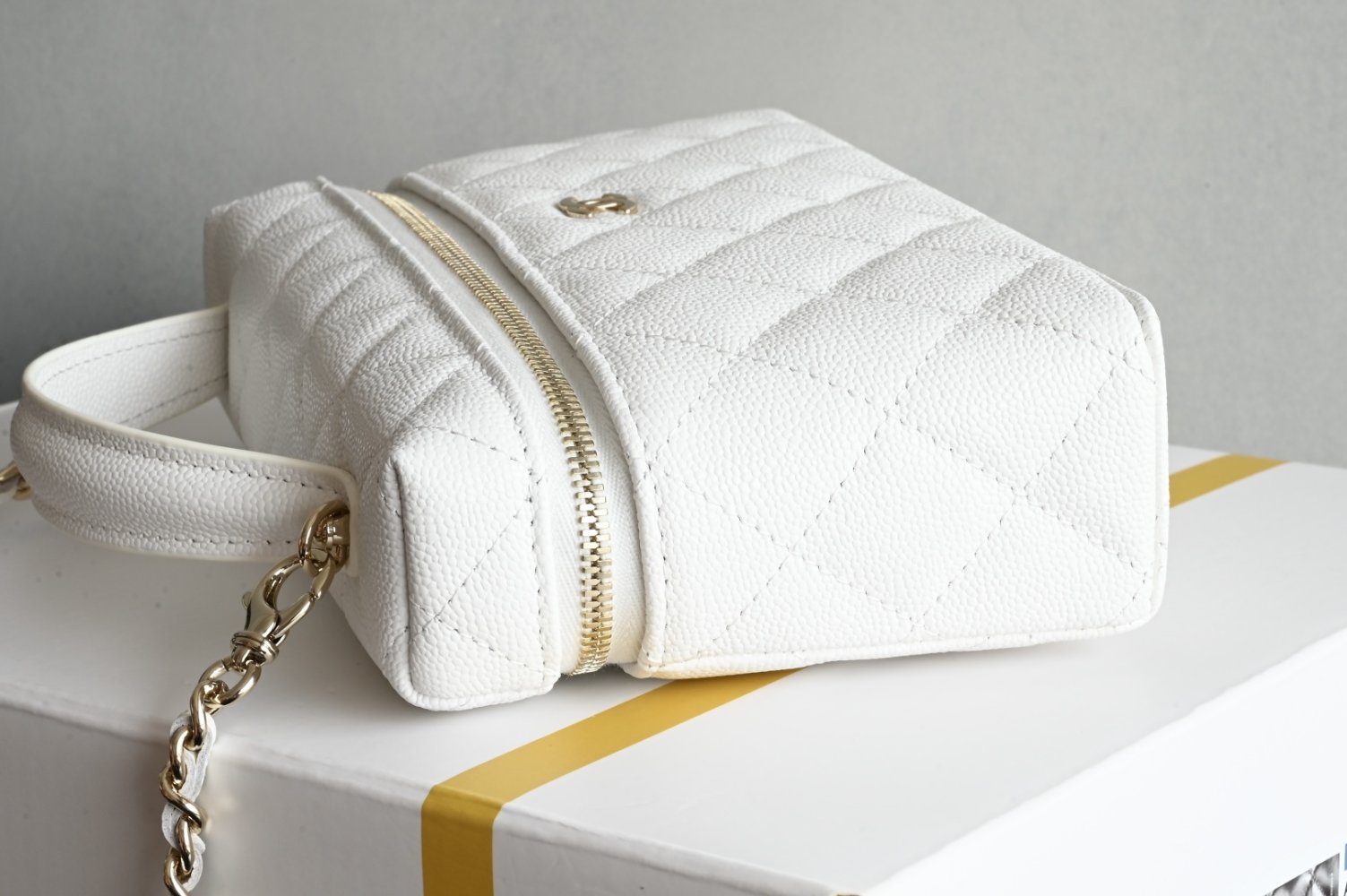 Сумка косметичка шкіряна Chanel 25C 19 см фото 4