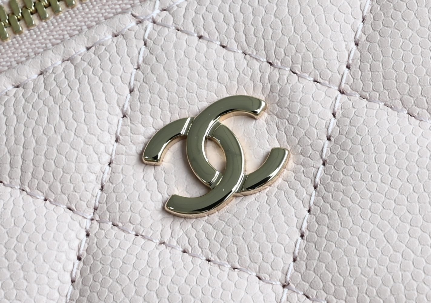 Сумка косметичка кожаная Chanel 25C 19 см фото 6