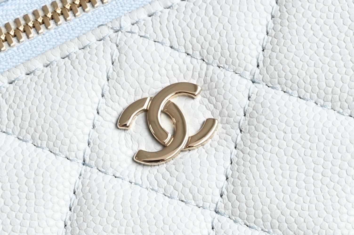 Сумка косметичка кожаная Chanel 25C 19 см фото 6