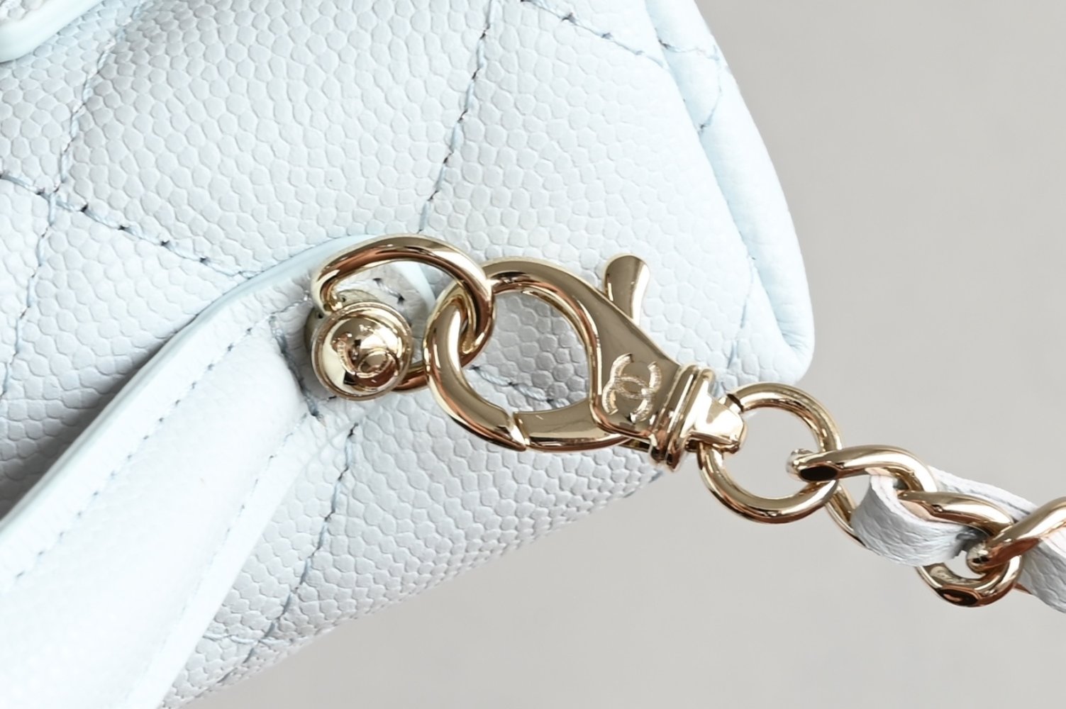 Сумка косметичка кожаная Chanel 25C 19 см фото 7