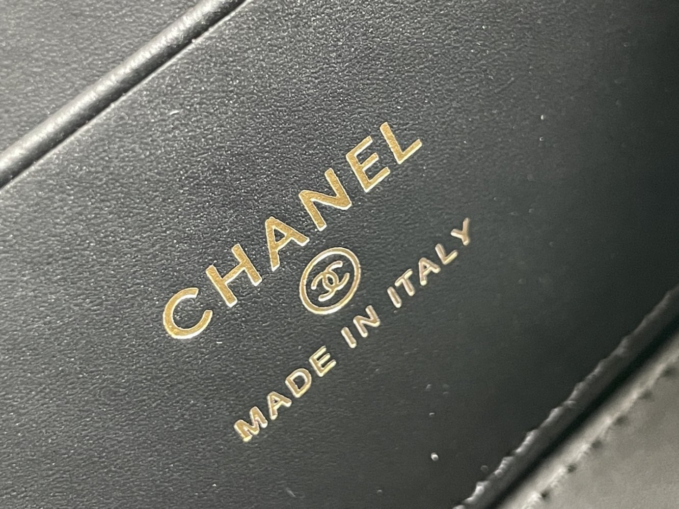 Сумка косметичка кожаная Chanel 25K 19 см фото 9