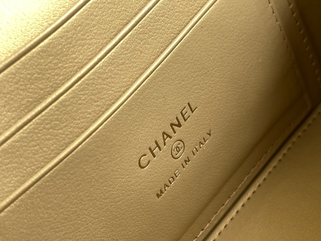 Сумка косметичка кожаная Chanel 25K 19 см фото 9