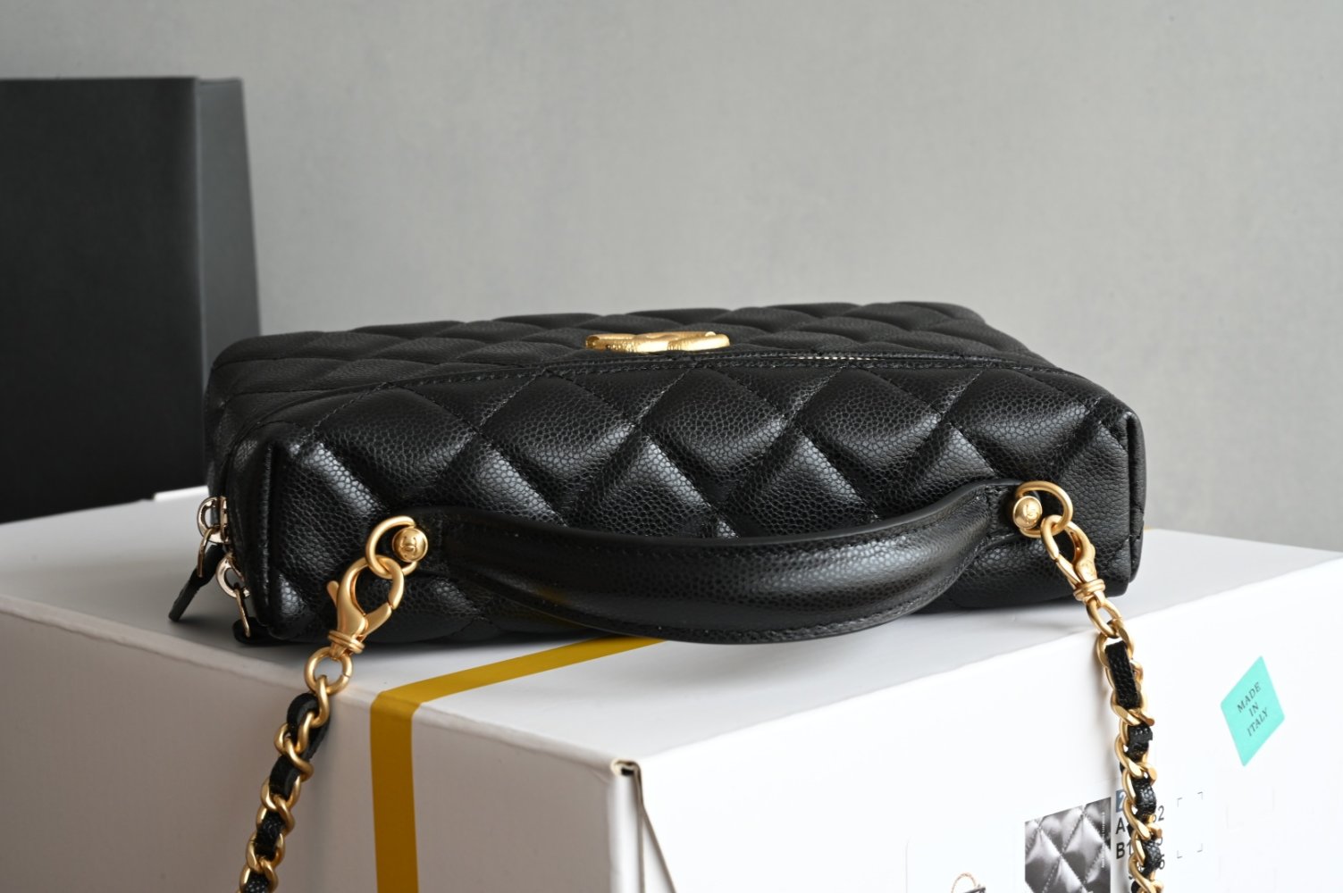 Сумка косметичка кожаная Chanel 25P 19 см фото 5