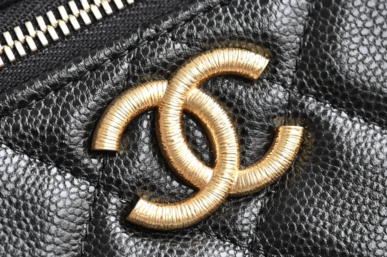 Сумка косметичка кожаная Chanel 25P 19 см фото 6