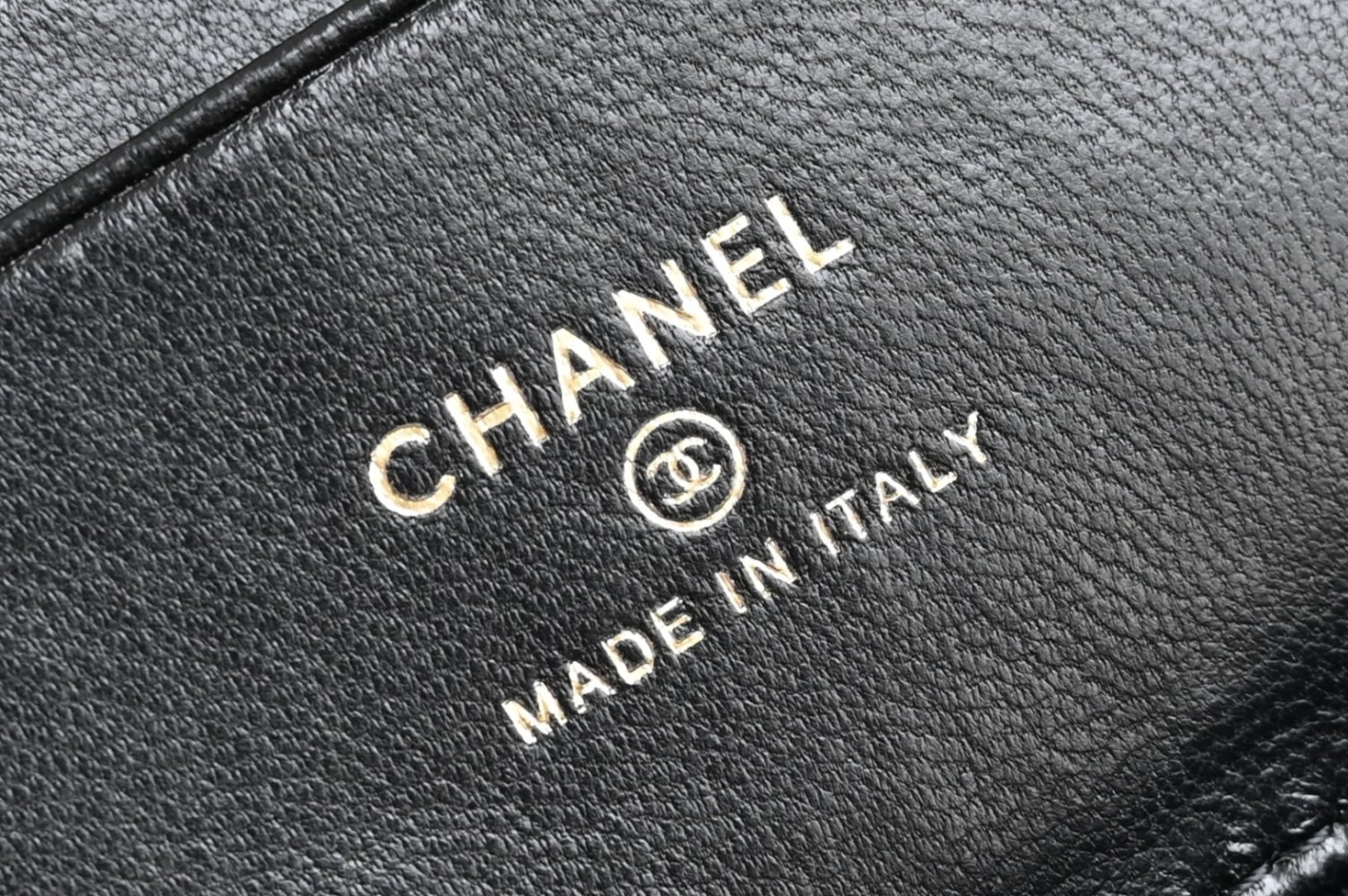 Сумка косметичка кожаная Chanel 25P 19 см фото 9