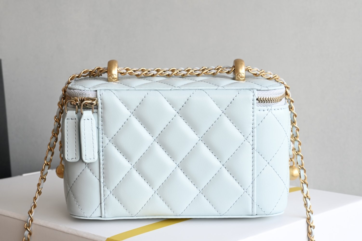 Сумка косметичка шкіряна Chanel 25S 17 см фото 2