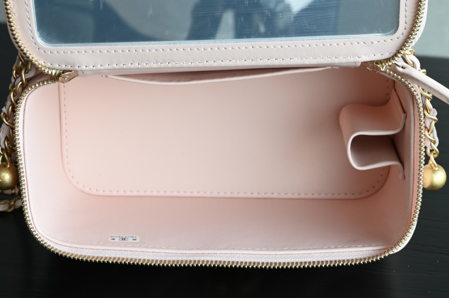 Сумка косметичка кожаная Chanel 25S 17 см фото 8