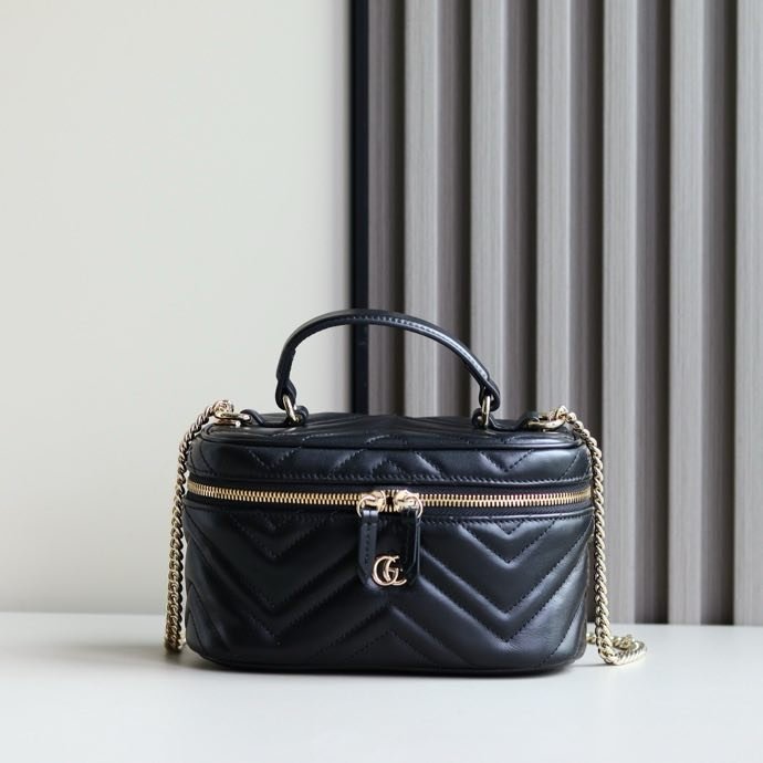 A bag beautician leather women's 19 cm