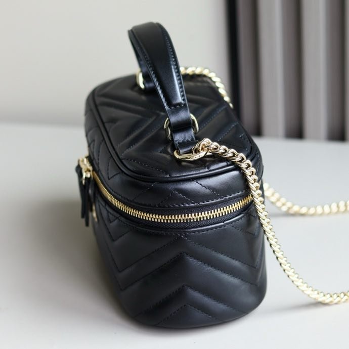 A bag beautician leather women's 19 cm фото 9