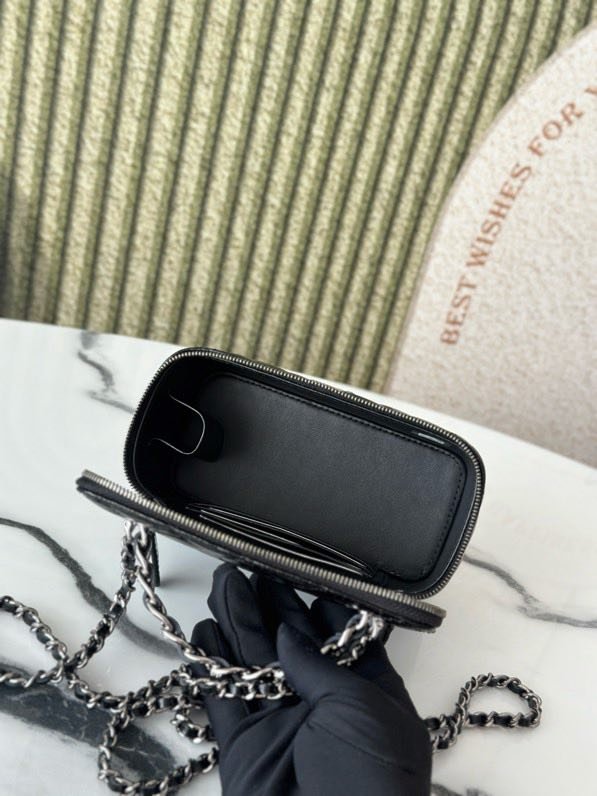 A bag beautician at style Coco Crush leather 17 cm фото 2