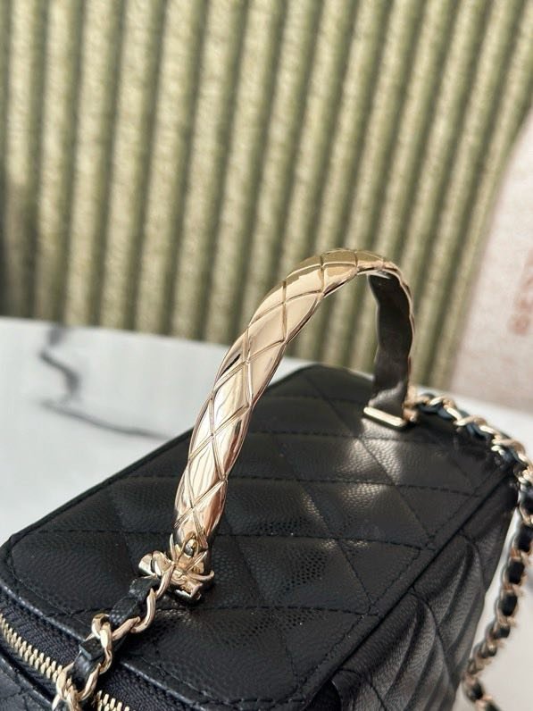 Сумка косметичка в стиле Coco Crush кожаная 17 см фото 5