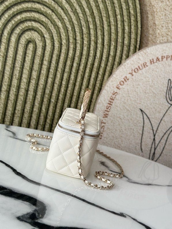 Сумка косметичка в стиле Coco Crush кожаная 17 см фото 5