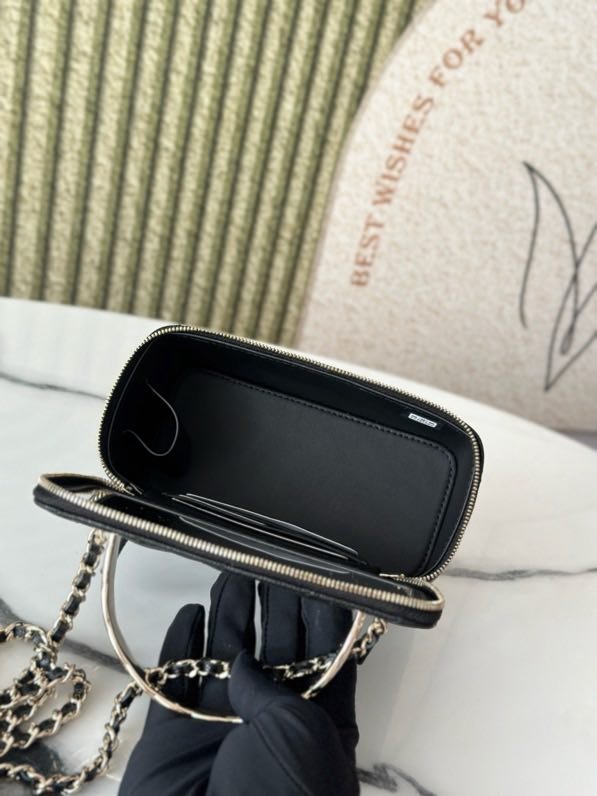 Сумка косметичка в стиле Coco Crush кожаная 17 см фото 6