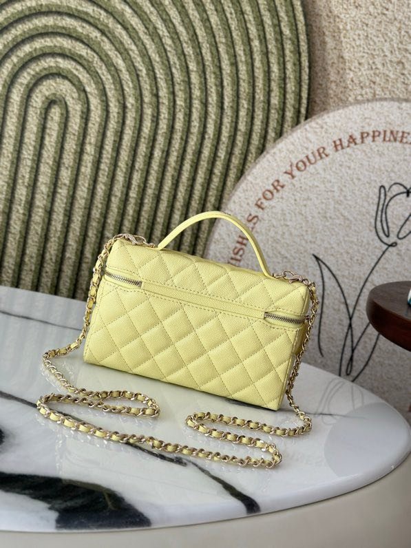 Сумка косметичка в стиле Coco Crush кожаная 17 см фото 6