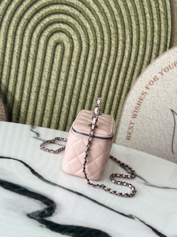 Сумка косметичка в стиле Coco Crush кожаная 17 см фото 7