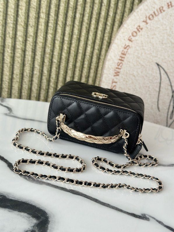 Сумка косметичка в стиле Coco Crush кожаная 17 см фото 9