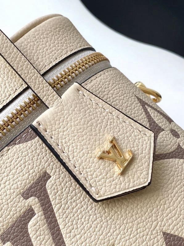 A bag beautician Vanity 19 cm фото 7