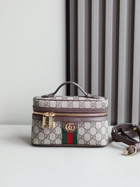 Сумка косметичка жіноча 20 см