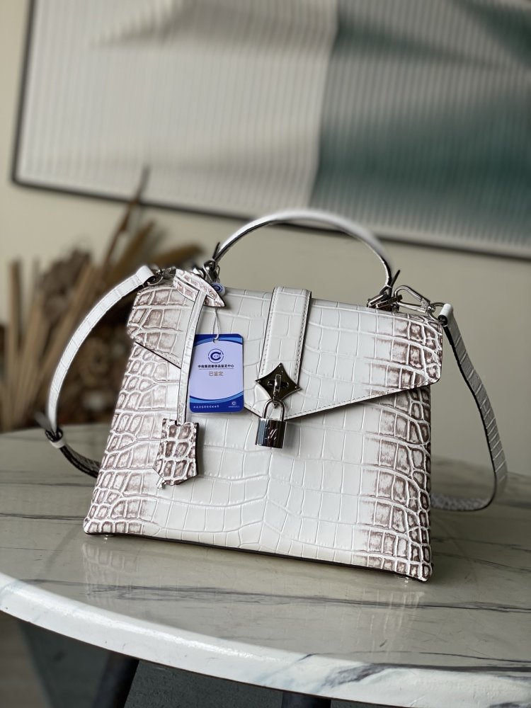 Сумка кожана Rose des Vents 27 см