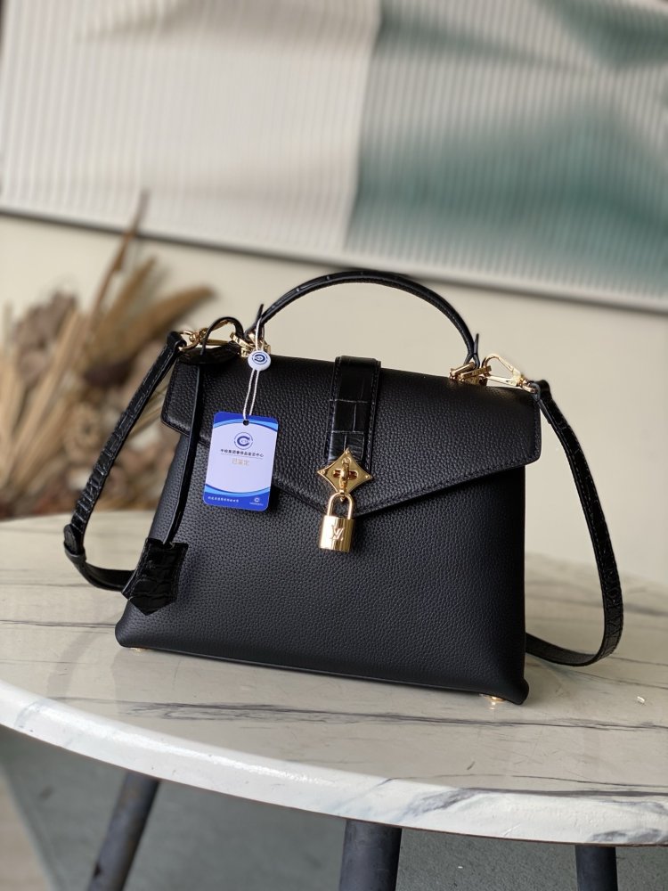 Сумка кожана Rose des Vents 27 см