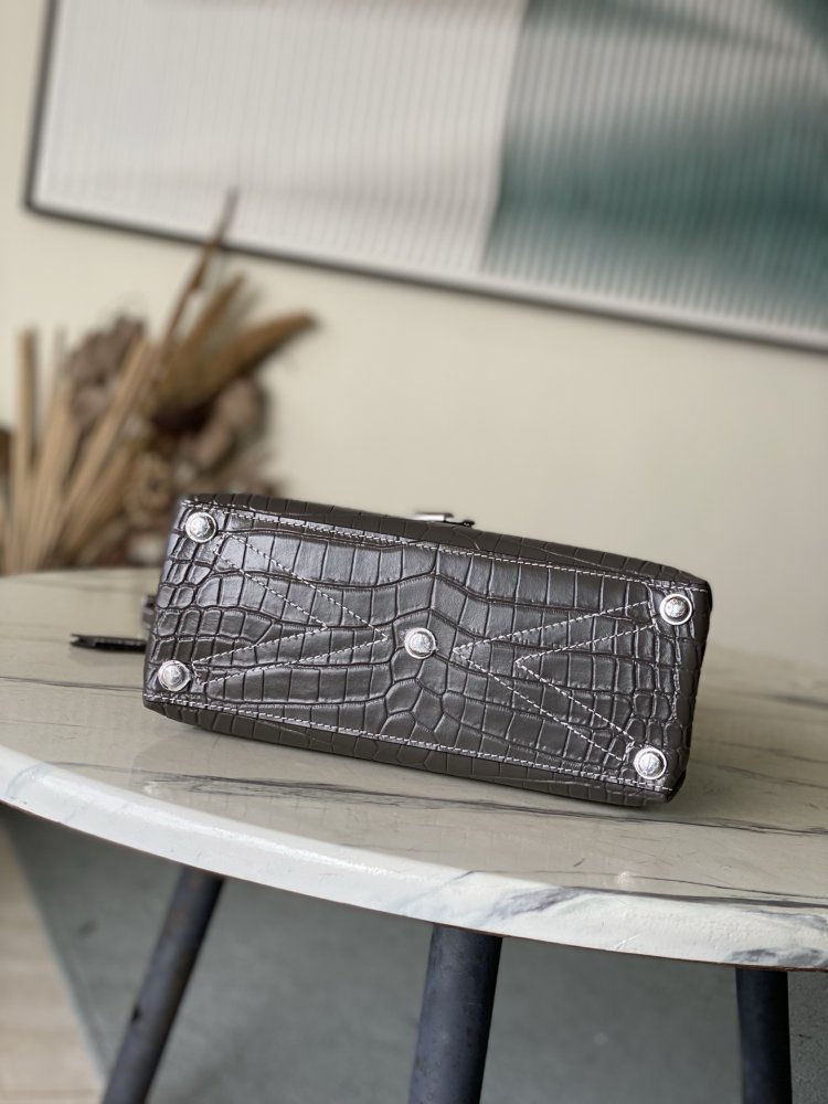 Сумка кожана Rose des Vents 27 см фото 4