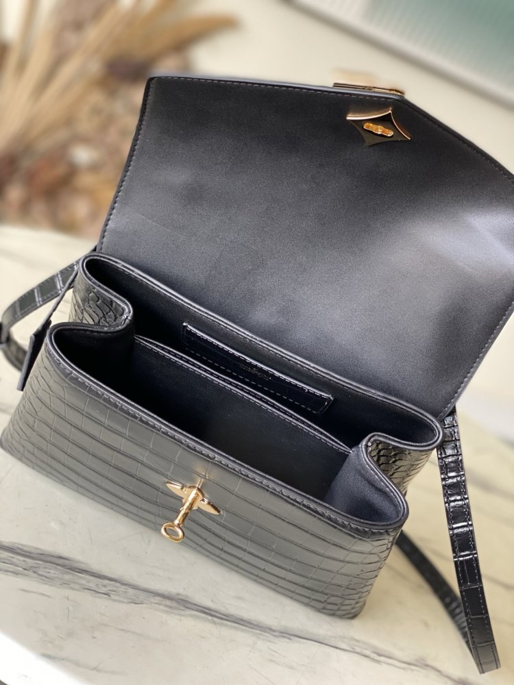 Сумка кожана Rose des Vents 27 см фото 8