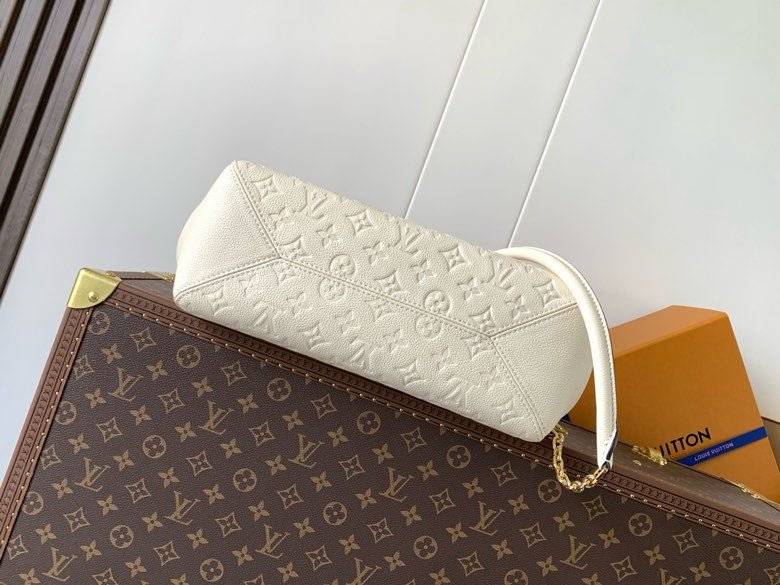 A bag leather Anytime Small 34 cm фото 4