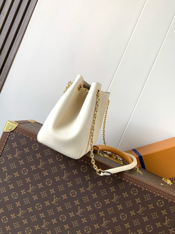 A bag leather Anytime Small 34 cm фото 6