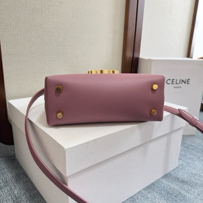 A bag leather Arc de Triomphe Kelly 20 cm фото 8