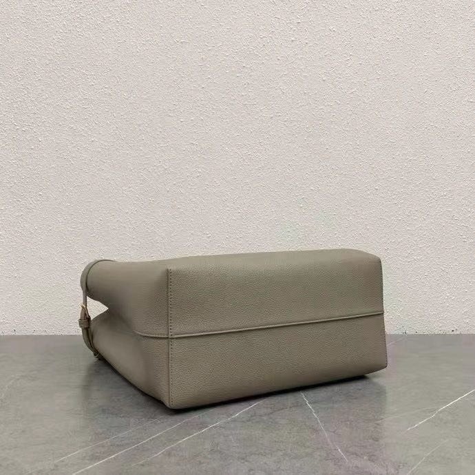 Сумка кожаная CABAS ANAIS 54 см фото 4