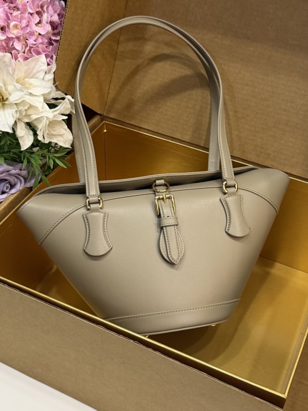 Сумка кожаная Capri 18 см