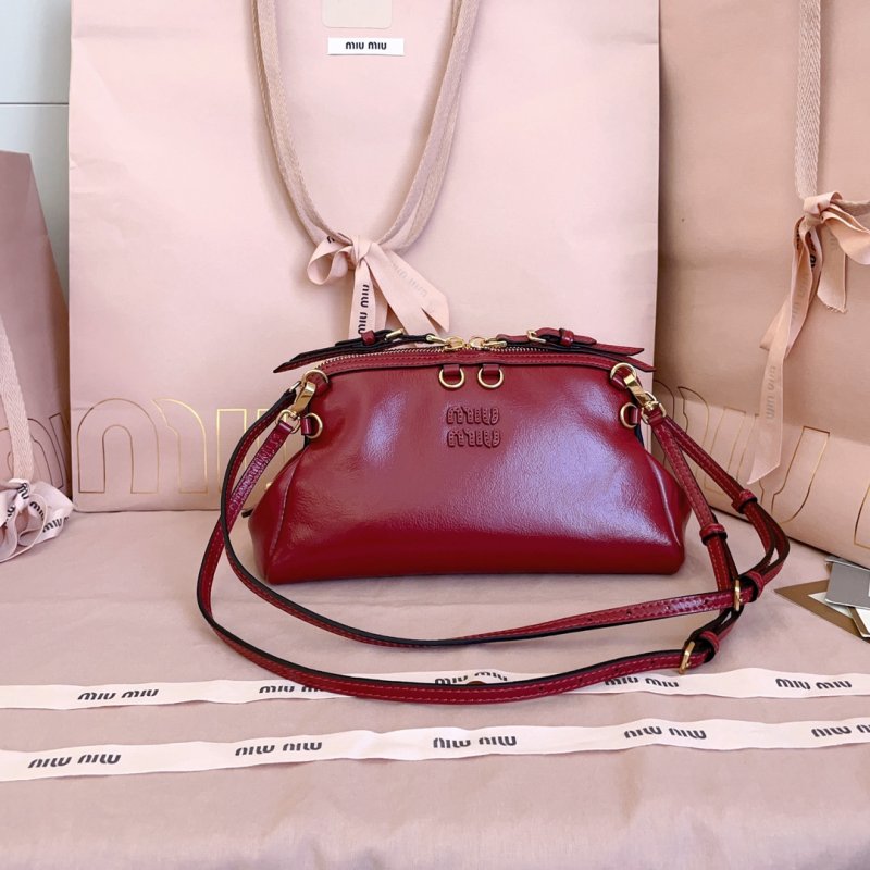 Сумка кожаная Caprice 24 см