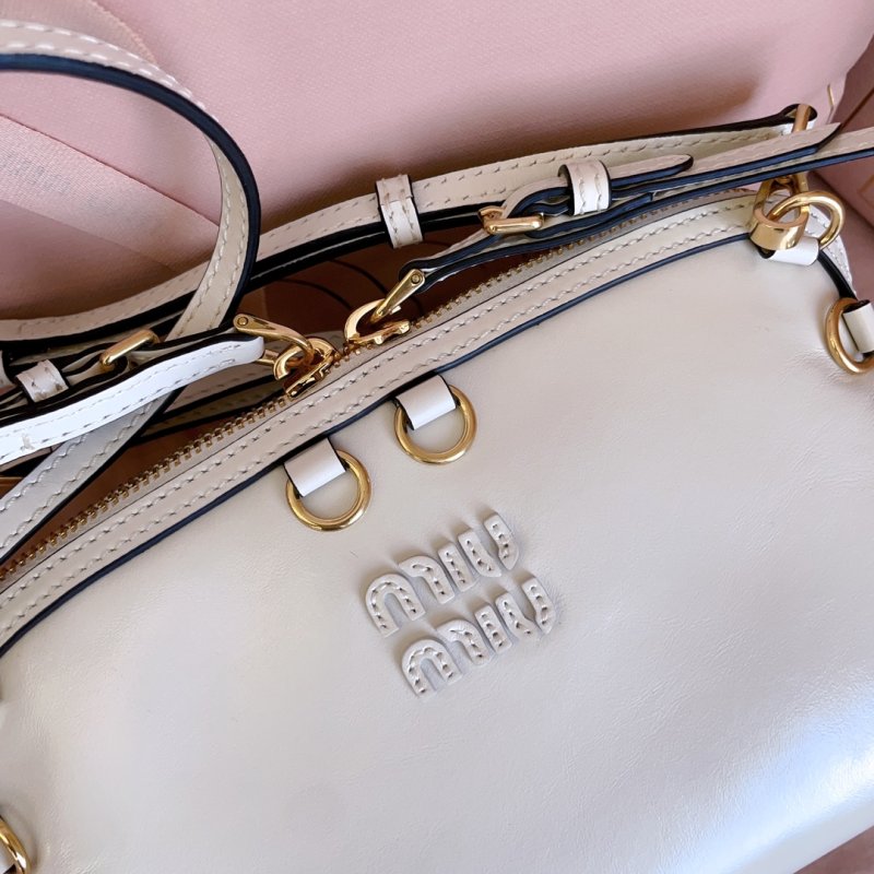 Сумка кожаная Caprice 24 см фото 5