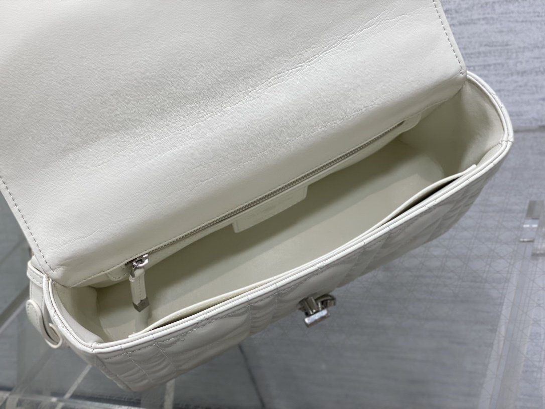 Сумка кожаная Caro Chubby Bag 25 см фото 8