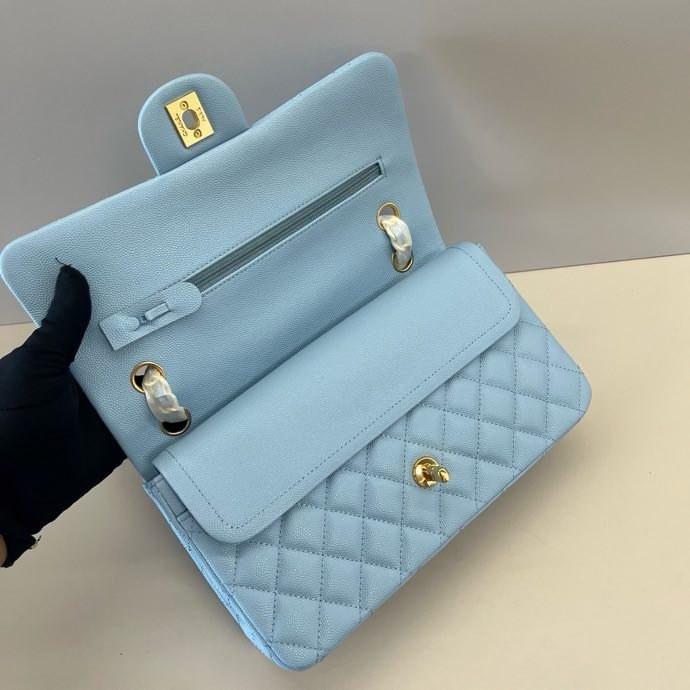 A bag leather Chanel 11.12 CF 25 cm фото 3