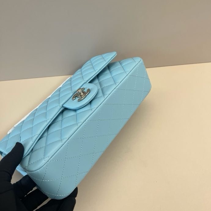 Сумка кожаная Chanel 11.12 CF 25 см фото 4